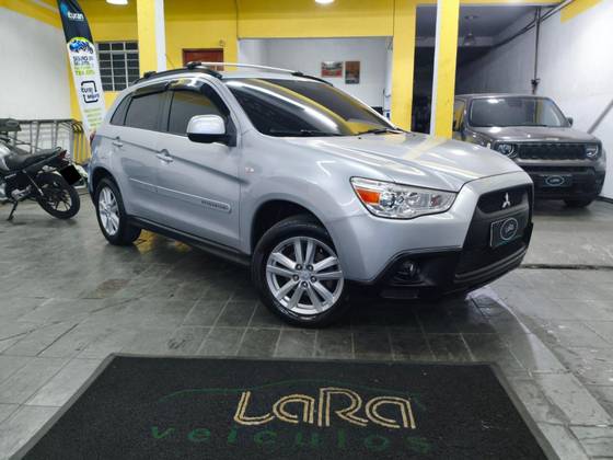 MITSUBISHI ASX 2.0 4X2 16V GASOLINA 4P AUTOMÁTICO MITSUBISHI ASX 2.0 4X2 16V GASOLINA 4P AUTOMÁTICO